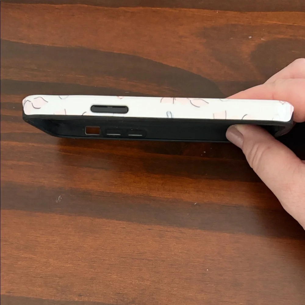 Casely bow case. MagSafe. iPhone 13 mini